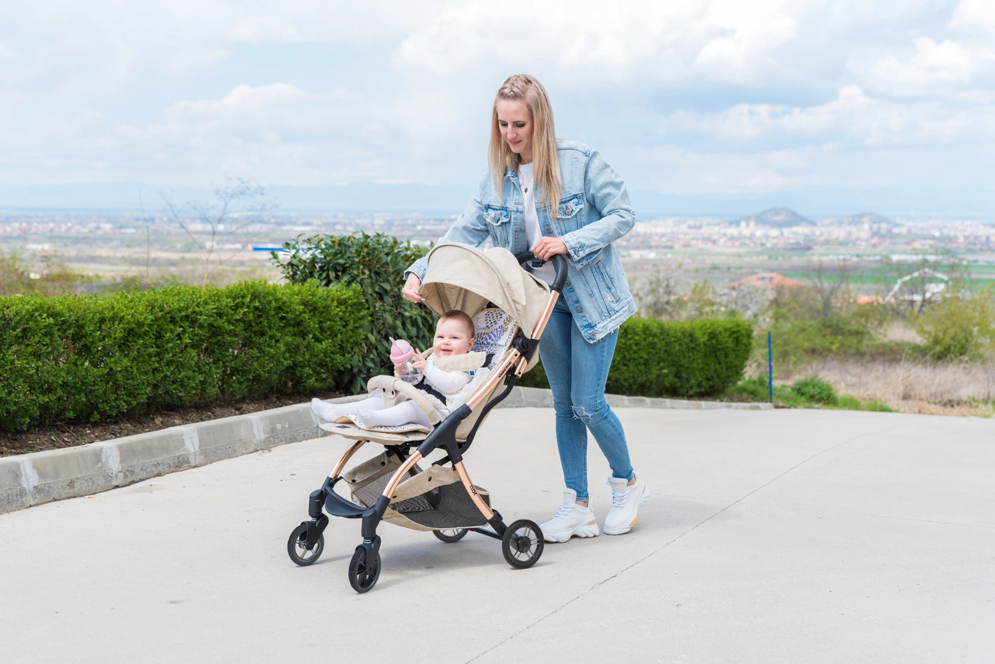 Cloe Pushchair